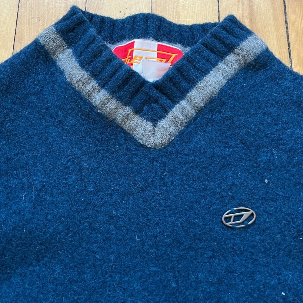Diesel Knitwear V Neck Sweater Blue Grey Stripe Boys Size L. Felted. Shrunk - Picture 10 of 11